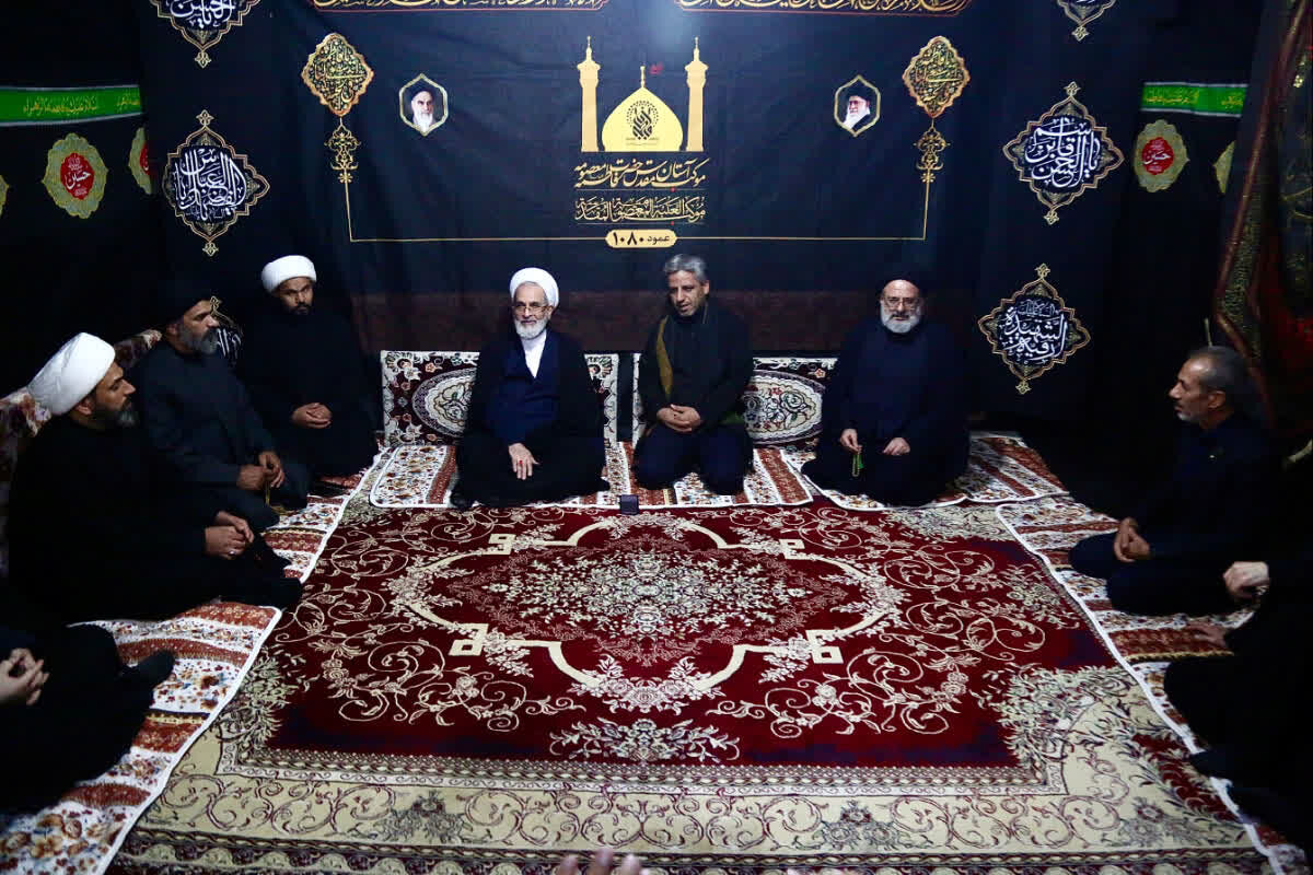آیت‌الله اعرافی از موکب حضرت معصومه(س) بازدید کرد