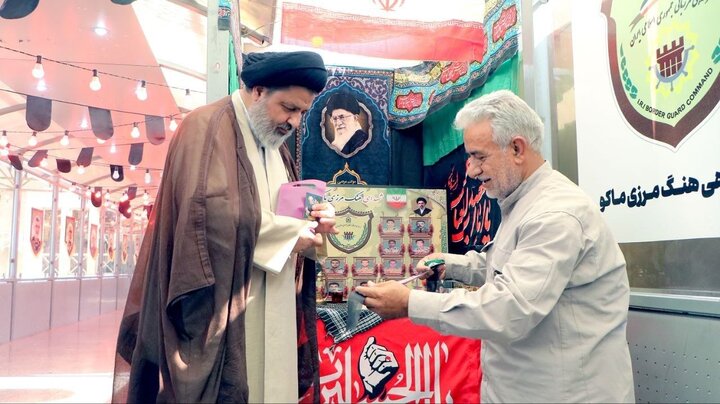 تصاویر/ تداوم ورود زائران خارجی اربعین از پایانه مرزی بازرگان
