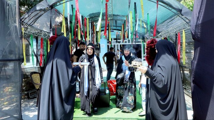 تصاویر/ تداوم ورود زائران خارجی اربعین از پایانه مرزی بازرگان