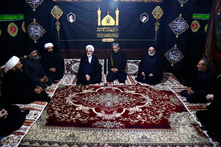 بازدید آیت‌الله اعرافی از موکب حضرت معصومه(س)