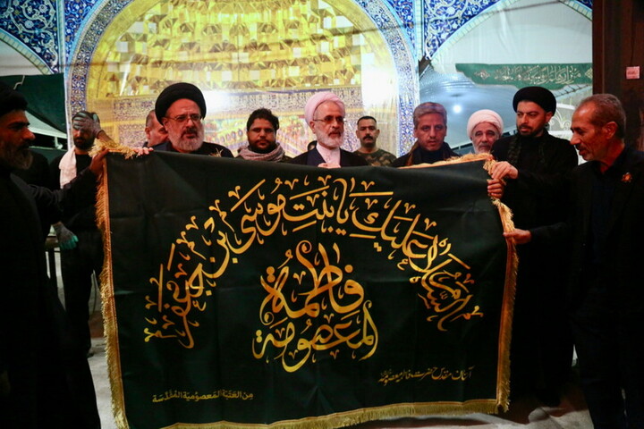 بازدید آیت‌الله اعرافی از موکب حضرت معصومه(س)