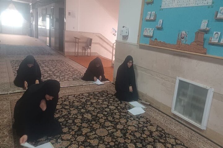 آزمون جذب استاد حوزه علمیه خواهران در استان یزد برگزار شد