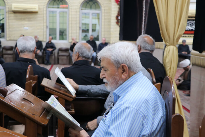 تصاویر/ مراسم بزرگداشت رهبر شهید در مسجد ازگل