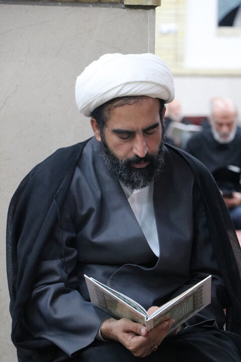 تصاویر/ مراسم بزرگداشت رهبر شهید در مسجد ازگل