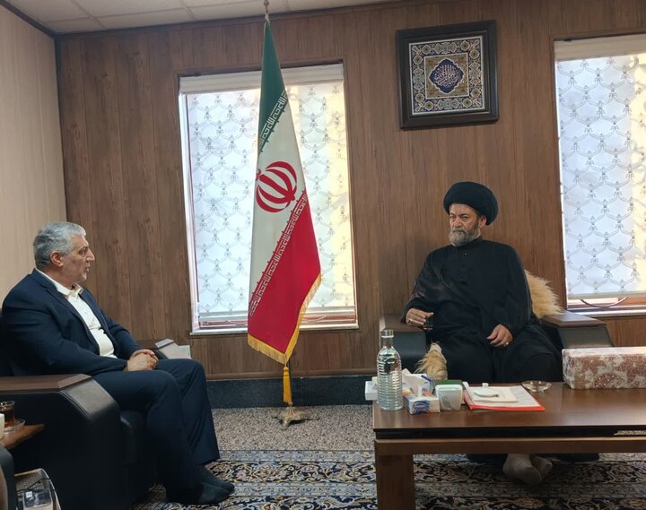 تصاویر/ دیدار سفیر ایران در جمهوری آذربایجان با امام جمعه اردبیل