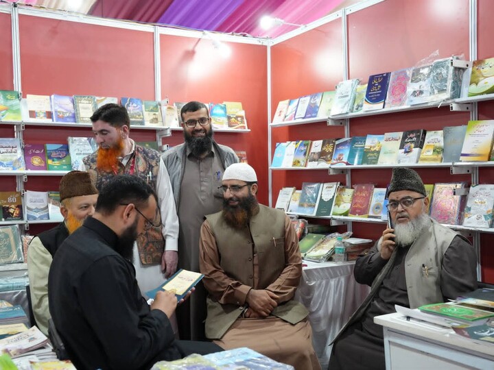 کشمیر میں چنار بک فیسٹیول 2026