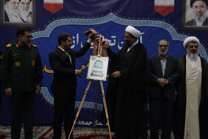 تصاویر /  آیین تجلیل از خادمین ستاد نماز جمعه