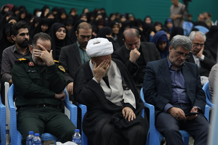 تصاویر /  آیین تجلیل از خادمین ستاد نماز جمعه