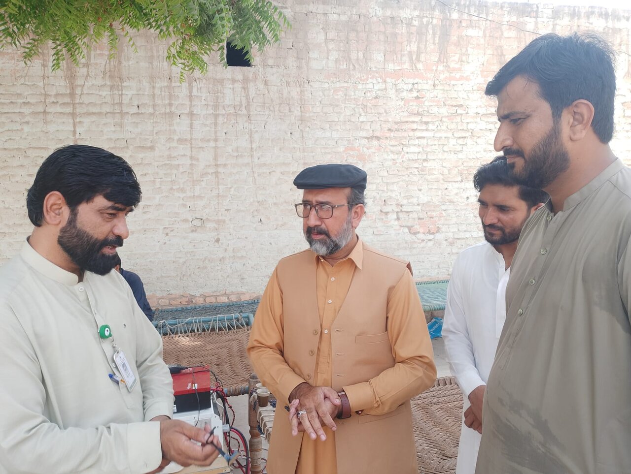 مدرسہ علمیہ دار الحکمت خیرپور میرس سندھ میں فری میڈیکل کیمپ کا اہتمام/سینکڑوں نادار افراد مستفید