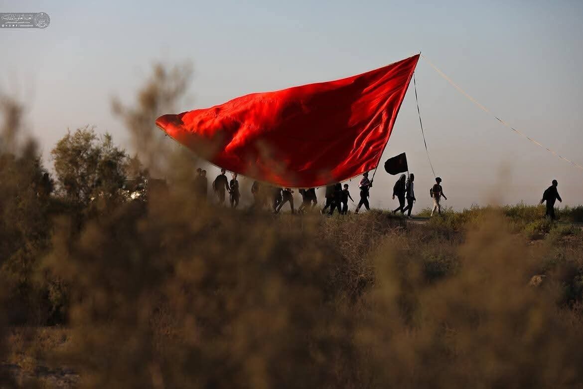 اربعین حسینیؑ عاشوراء کو زندہ و جاوید رکھنے کا عظیم مظہر!