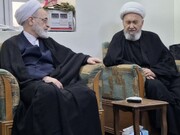 Visite de l’Ayatollah Arafi à Najaf : hommage à la mémoire du défunt Grand Ayatollah Ishaq Fayyadh