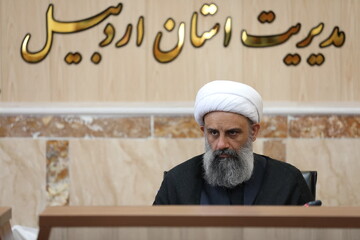 حوزه‌های علمیه خواهران مهد پرورش افسران جنگ نرم هستند