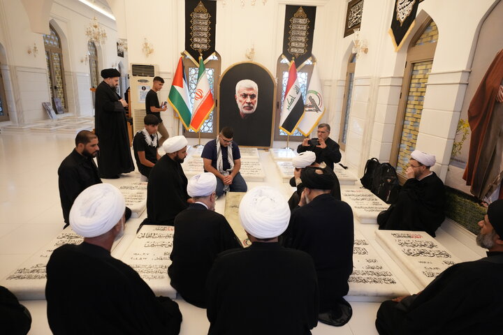 تصاویر/ حضور آیت الله اعرافی بر سر مزار شهید ابومهدی المهندس
