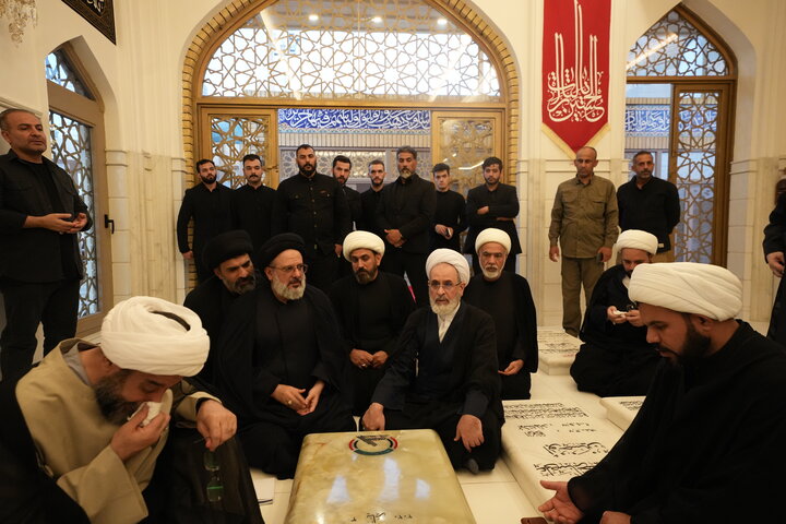 تصاویر/ حضور آیت الله اعرافی بر سر مزار شهید ابومهدی المهندس