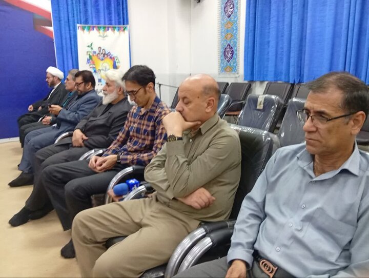 تصاویر/دیدار اصحاب رسانه لرستان با نماینده ولی فقیه در استان