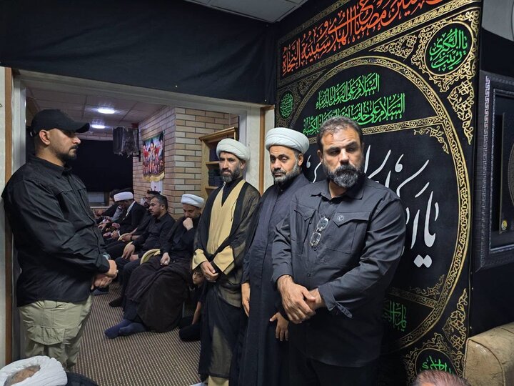 تصاویر/ نشست صمیمی آیت الله اعرافی با علمای نجف