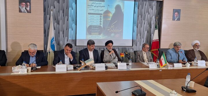 گزارش تصویری/ خیز بلند فرهنگی دیار زاگرس در پایتخت؛ هم‌اندیشی مقامات ارشد در نشست علمی کنگره حضرت بی‌بی حکیمه (س).