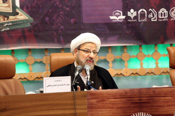 تصاویر/ هم‌اندیشی اصحاب علوم انسانی و اجتماعی پیرامون شهادت امام خامنه‌ای(ره)
