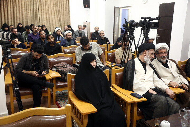تصاویر/ هم‌اندیشی اصحاب علوم انسانی و اجتماعی پیرامون شهادت امام خامنه‌ای(ره)