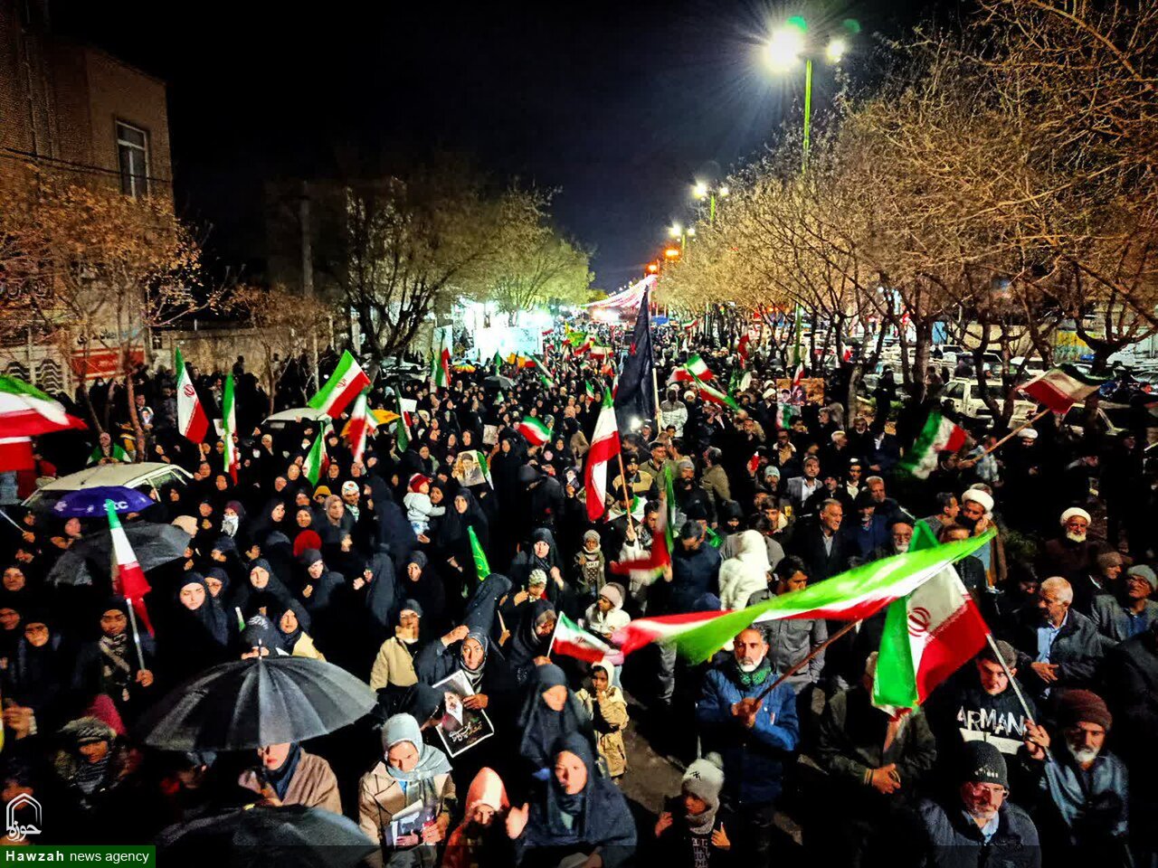 روایتی کوتاه از میدان داری جامع مدرسه علمیه امام حسین (ع) شهرضا + تصاویر