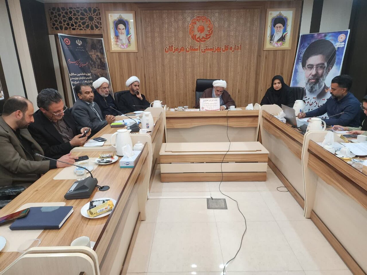 رفع مشکلات معتادان همراه با نیت خیر و اخلاص باشد