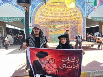 عشق به امام حسین(ع) تحمل گرمای  مسیر اربعین را آسان می‌کند