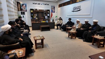 حشد الشعبی عراق پیشگام مبارزه با استکبار جهانی است