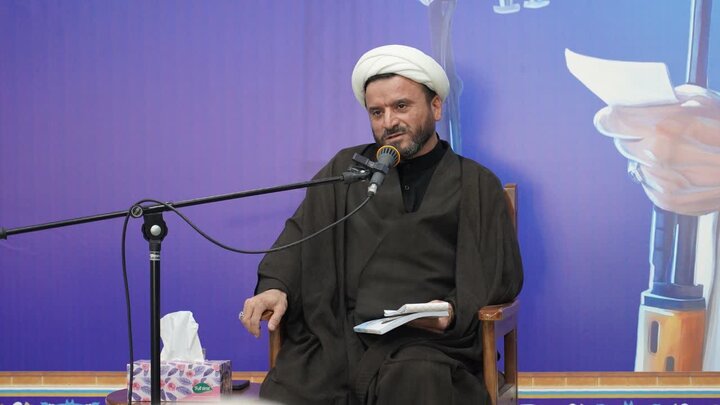 تصاویر/ مراسم گرامیداشت روز نماز جمعه در خوی
