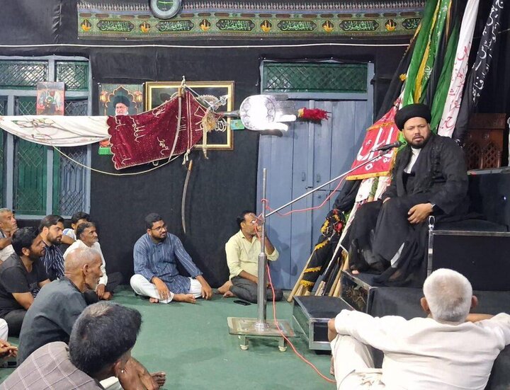छज्जुपुरा सादात में अशरा-ए-चेहलुम की मजलिसों में उमड़ी अकीदतमंदों की भीड़