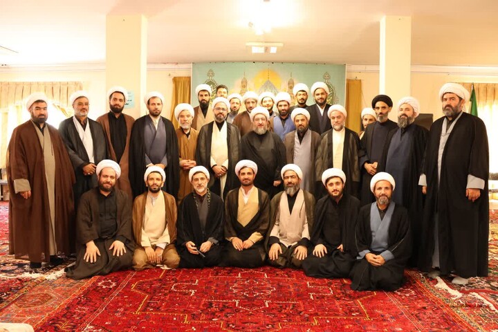 تصاویر / دیدار صمیمانه نماینده ولی فقیه در استان آذربایجان شرقی با دبیران امور مساجد استان آذربایجان شرقی