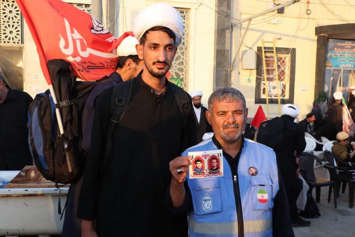 تصاویر| اعزام مبلغ گروه جهادی امام خامنه ای به پیاده روی اربعین