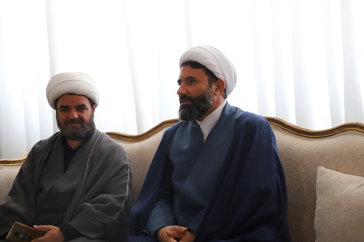 تصاویر/سرکشی مدیر حوزه علمیه استان کردستان از کادر و اساتید مدرسه علمیه امام صادق (ع) قروه