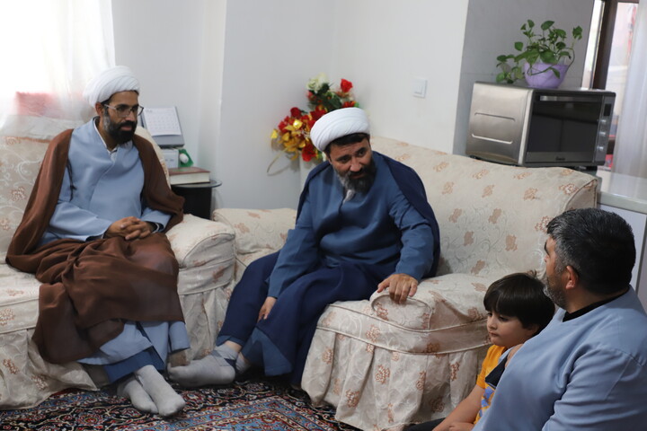تصاویر/سرکشی مدیر حوزه علمیه استان کردستان از کادر و اساتید مدرسه علمیه امام صادق (ع) قروه