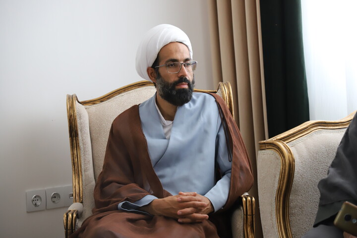 تصاویر/سرکشی مدیر حوزه علمیه استان کردستان از کادر و اساتید مدرسه علمیه امام صادق (ع) قروه
