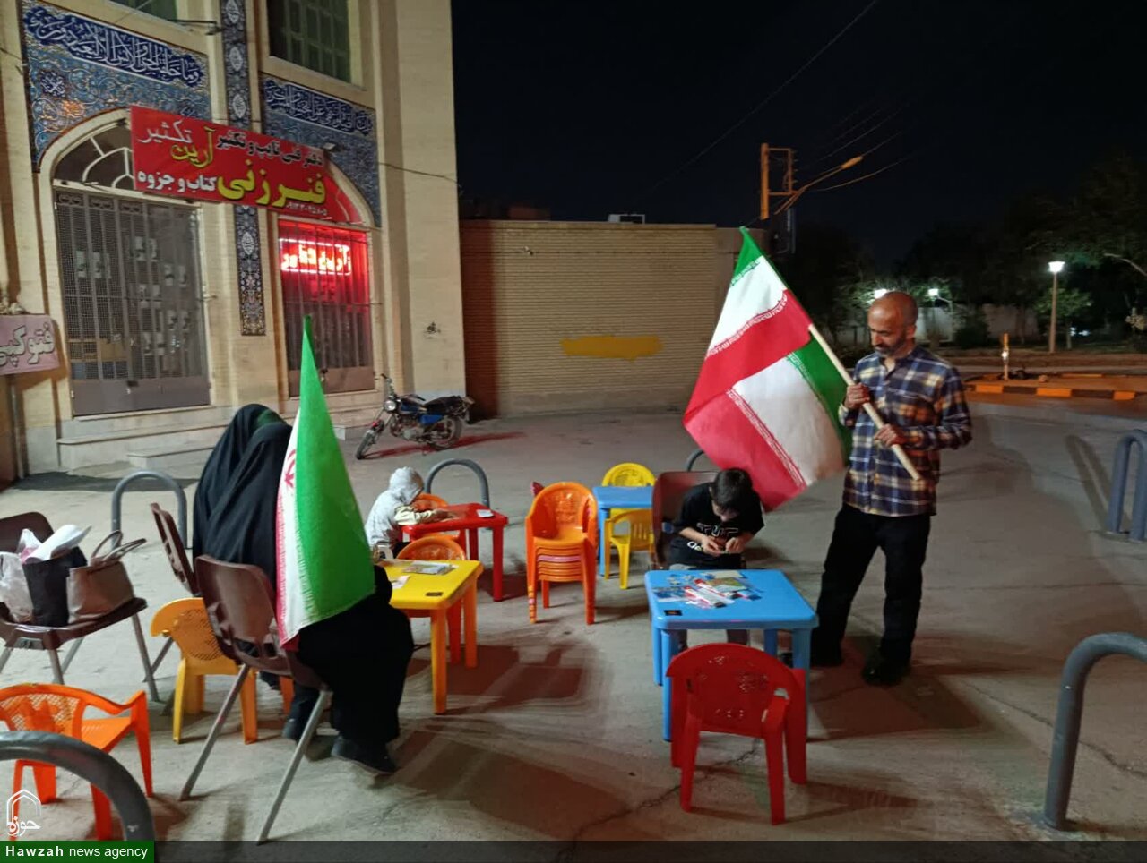 «فاستبقوا الخیرات»؛ روایتی از نقش فعالانه طلاب مدرسه علمیه امیرالمؤمنین (ع) اصفهان +تصاویر
