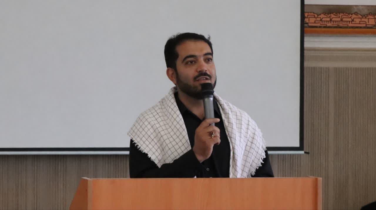 ۷۰۰دانشجوی مطالبه‌گر بسیجی یزد؛ راوی شور حسینی در مسیر نجف به کربلا
