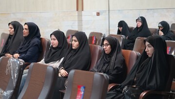 تصاویر/ نود و چهارمین جلسه از سلسله جلسات تفسیر قرآن کریم در خوی