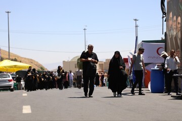 خدمت رسانی ۱۵۰ موکب قمی در مسیر اربعین