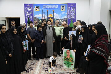 پایان شایعات درباره سلامتی سردار رادان / آیت الله سعیدی تلفنی با فرمانده کل انتظامی صحبت کرد