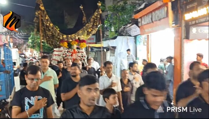 ঈমাম হুসাইন (আ.)-এর শাহাদাত স্মরণে কলকাতায় শোক মিছিল/ছবি