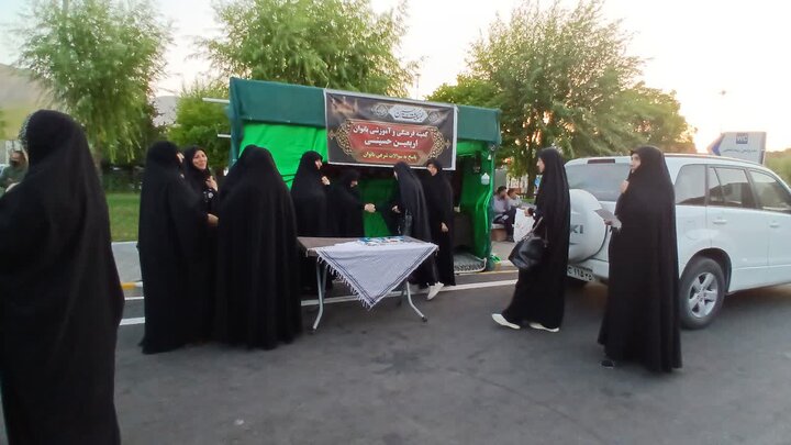 تصاویر/ فعالیت تبلیغی مبلغات حوزه های علمیه خواهران آذربایجان غربی در مرز تمرچین