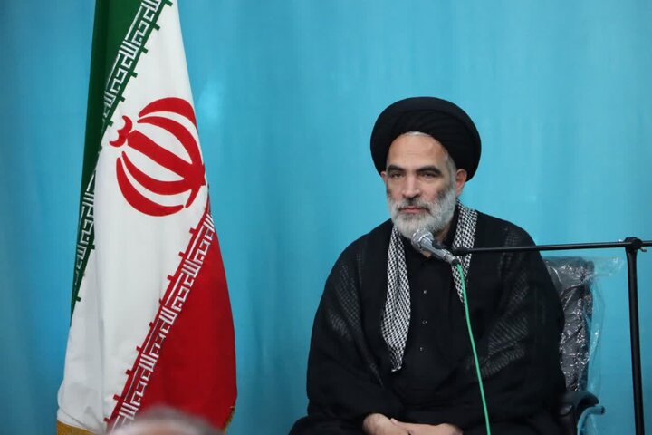 تصاویر/ تجلیل مدیر شورای سیاستگذاری ائمه جمعه آذربایجان غربی از خادمین نماز جمعه سلماس