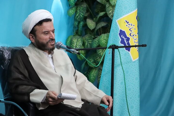 تصاویر/ تجلیل مدیر شورای سیاستگذاری ائمه جمعه آذربایجان غربی از خادمین نماز جمعه سلماس