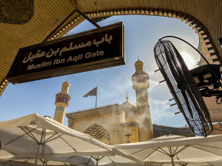 حضور پرشور زائران اربعین حسینی در حرم امیرالمؤمنین(ع)/ ایوان نجف عجب صفایی دارد