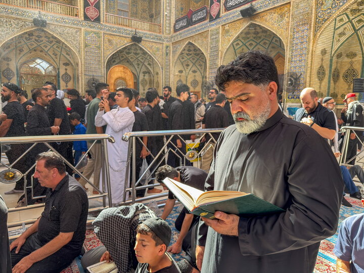 حضور پرشور زائران اربعین حسینی در حرم امیرالمؤمنین(ع)/ ایوان نجف عجب صفایی دارد