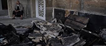 “Israeli” Settlers Escalate Attacks, Torch Two Mosques in West Bank