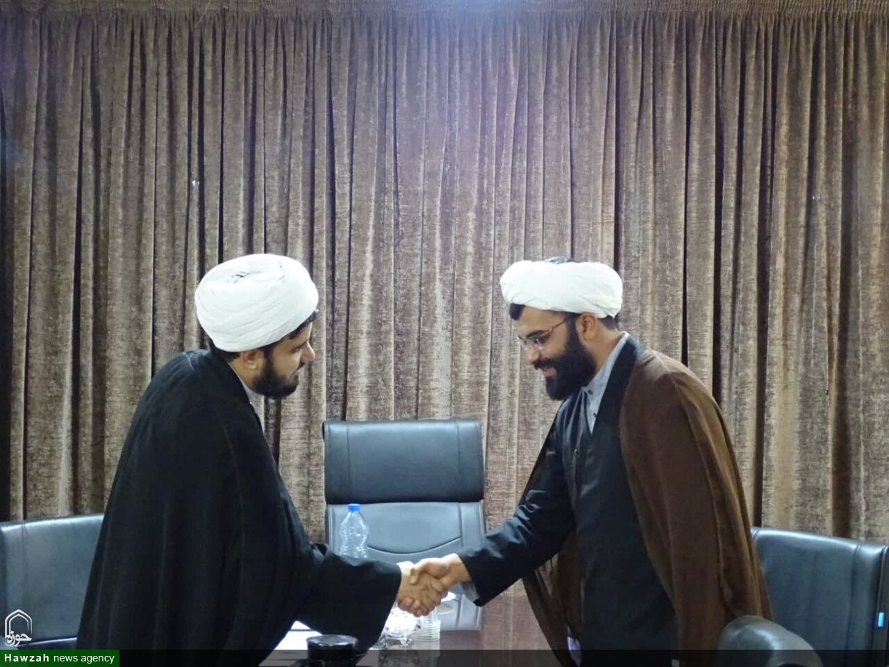 مرکز خدمات