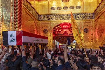 تشییع پیکر تعدادی از شهدای حشد الشعبی در صحن حرم حضرت ابوالفضل العباس (علیه‌السلام) + تصاویر
