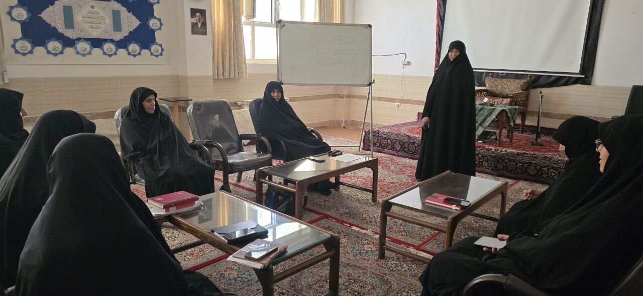 برگزاری کارگاه «تسهیل خبرنویسی با فناوریهای هوش مصنوعی» در مهریز برگزاری کارگاه «تسهیل خبرنویسی با فناوریهای هوش مصنوعی» در مهریز