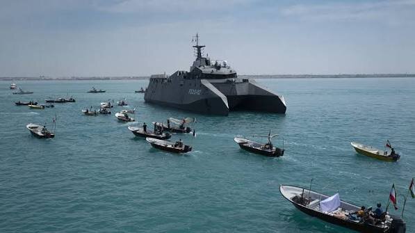 IRGC: Strait of Hormuz Will Stay Closed